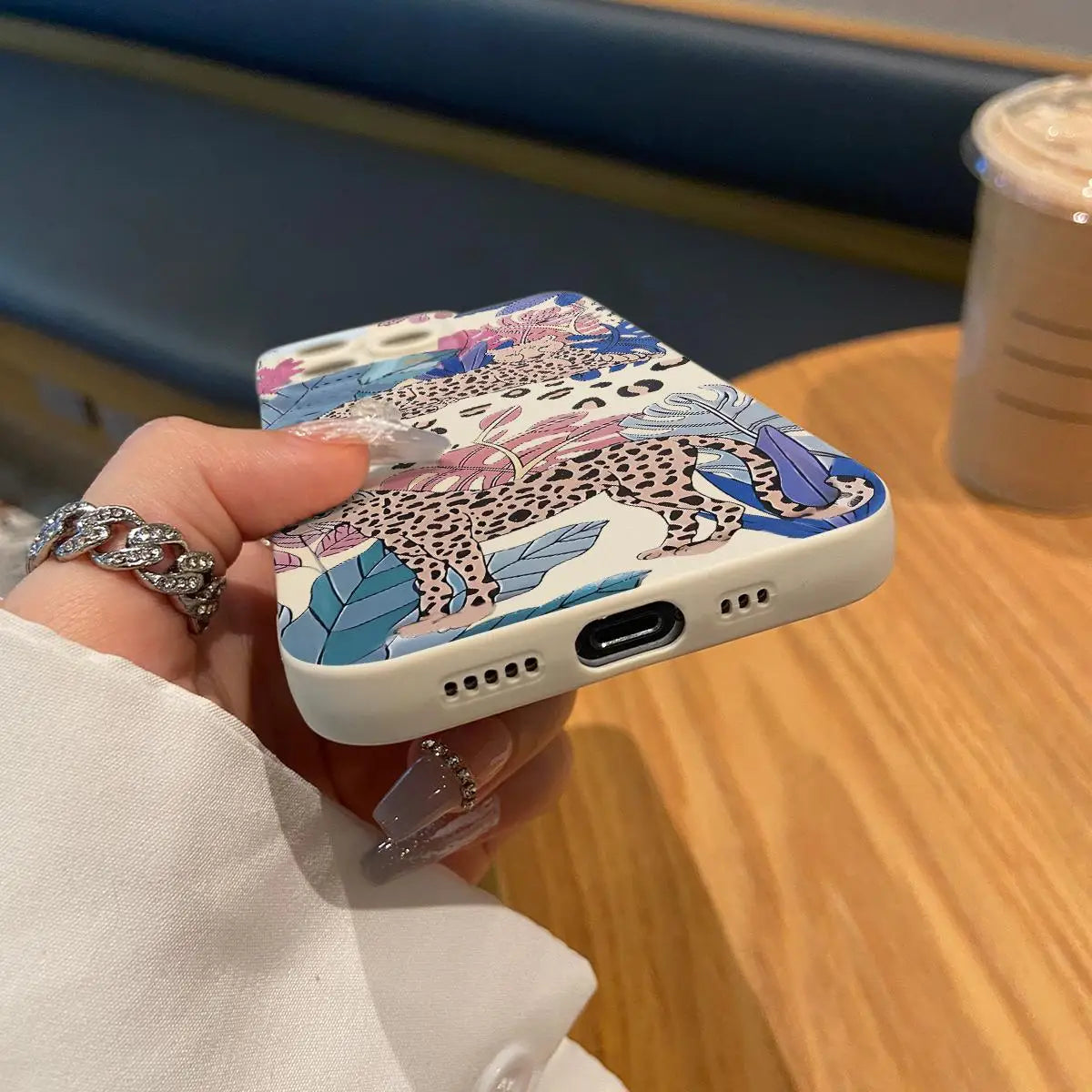 Creative Leopard Pattern Phone Case Phone Accessories Compatible with IPhone 16 Pro Max 15 Pro 14Plus 13 12 11 XR X/XS