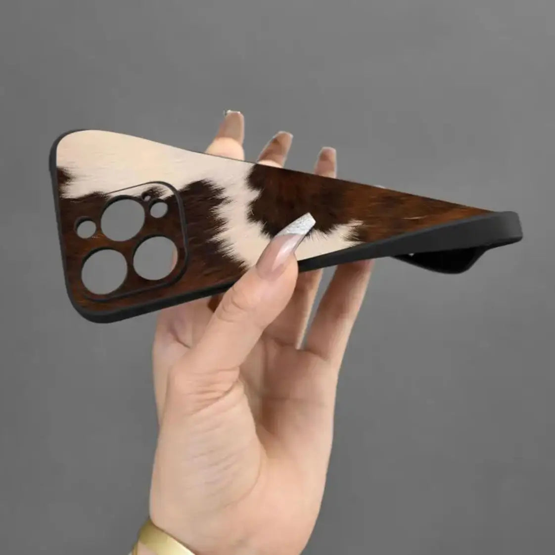 Creative Cow Print Phone Case, Phone Accessories Compatible for IPhone 16 Pro Max 15 Pro 14Plus 13 12 11 XR X/XS